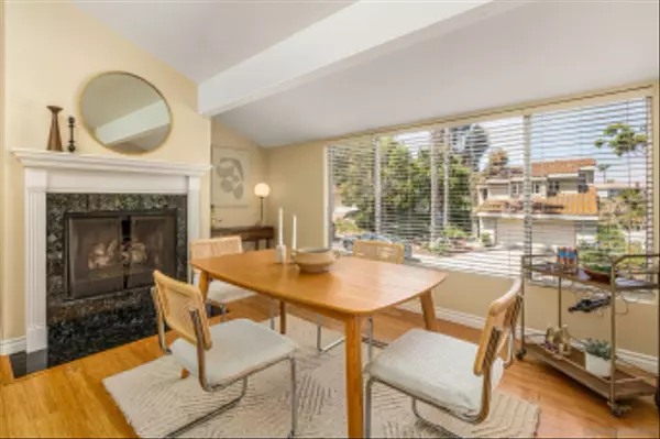 San Diego, CA 92117,4756 Edison St