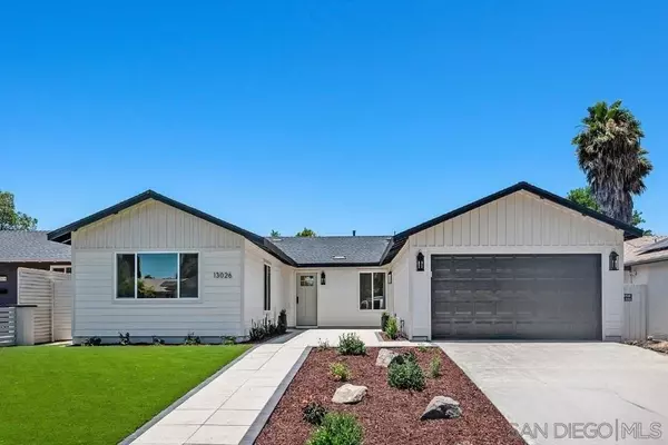 13026 Gate Dr, Poway, CA 92064