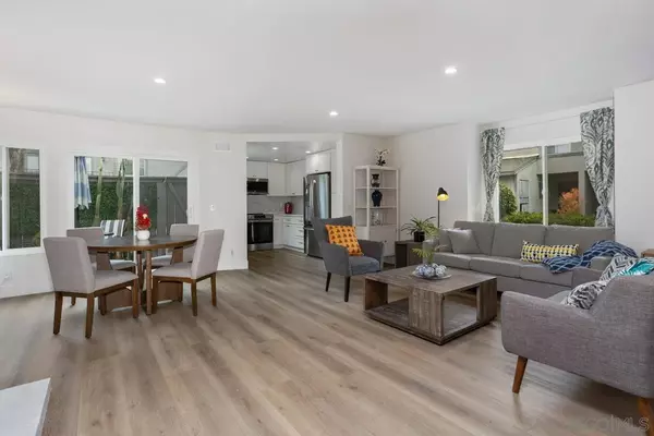 Carlsbad, CA 92009,2819 Unicornio St.