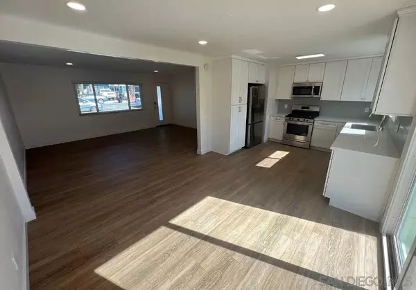 Imperial Beach, CA 91932,1140 - 1144 14th Street