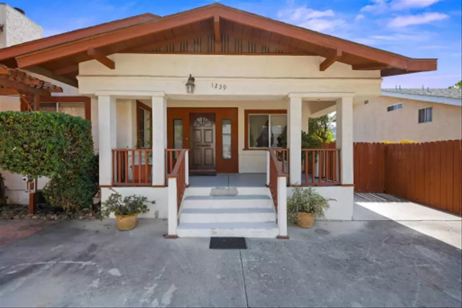 1239 La Presa Ave, Spring Valley, CA 91977