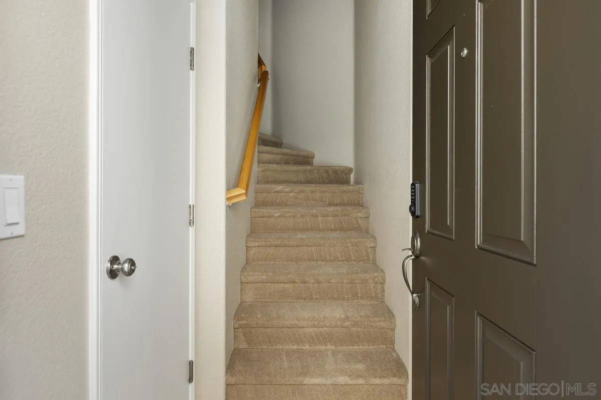 Chula Vista, CA 91913,1880 Platte River Ln #1