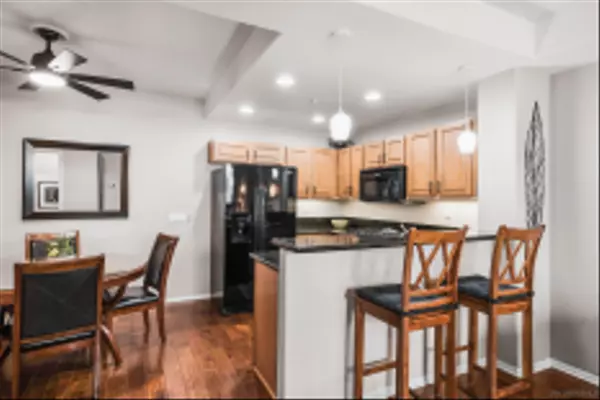 La Mesa, CA 91942,7725 El Cajon Blvd #5