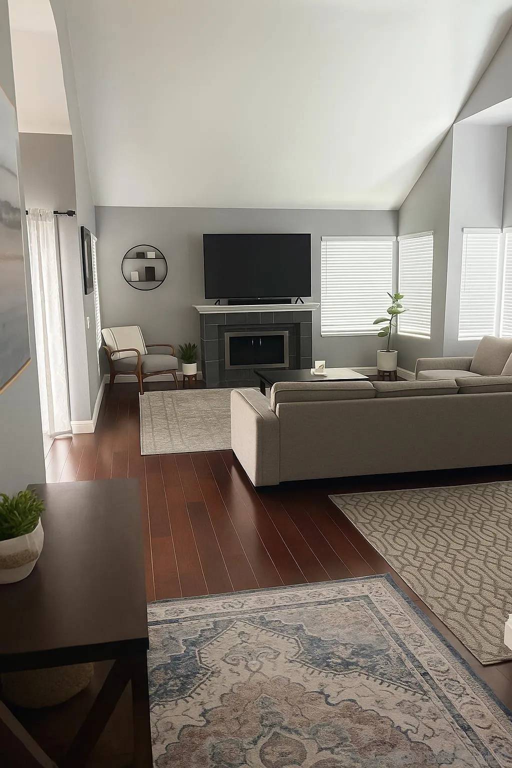 Solana Beach, CA 92075,534 VIA DE LA VALLE #J
