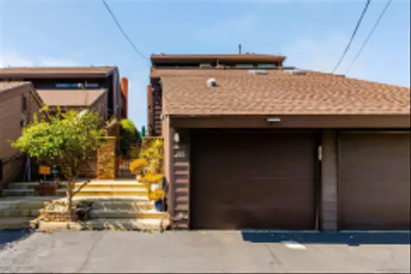 Encinitas, CA 92024,194 Neptune Ave