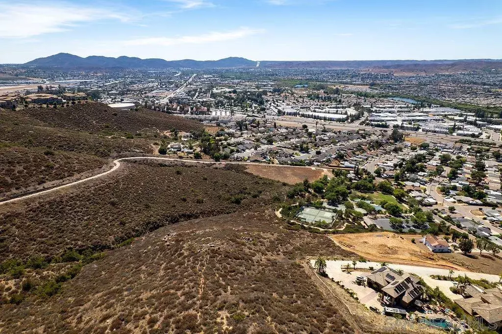 Santee, CA 92071,Shadow Hill Rd #3