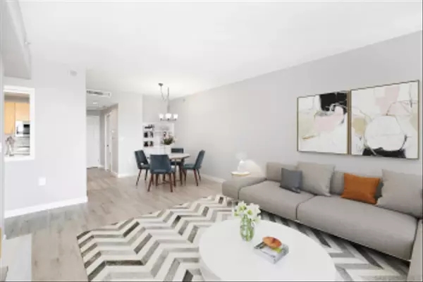3890 Nobel Dr. #705, San Diego, CA 92122