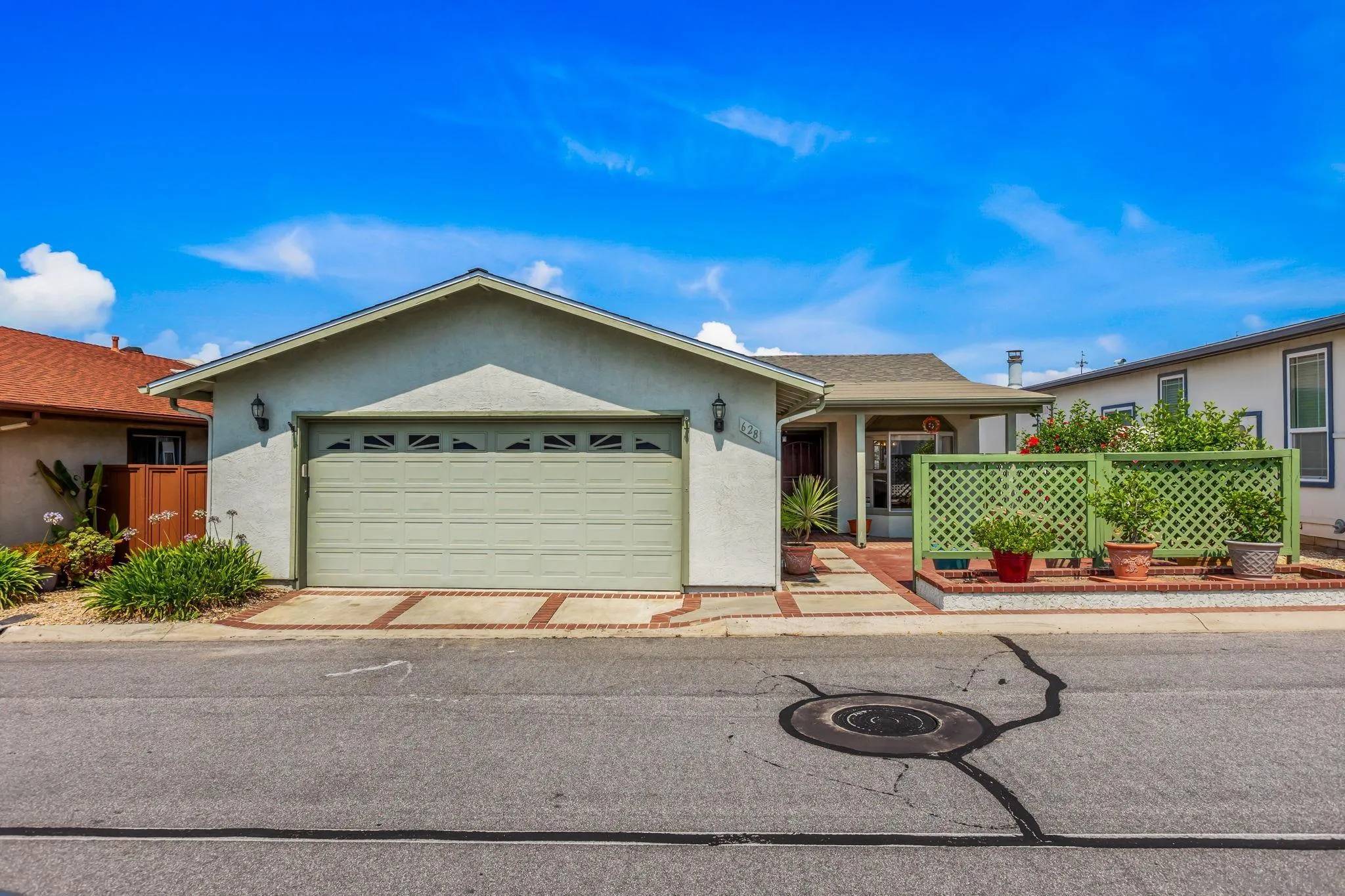 Vista, CA 92081,628 Via Santa Paulo