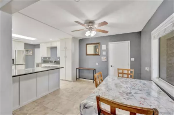 Santee, CA 92071,9129 Prospect Ave