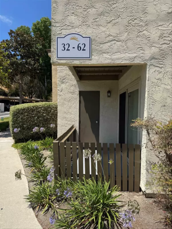 Oceanside, CA 92054,432 Edgehill Ln #41