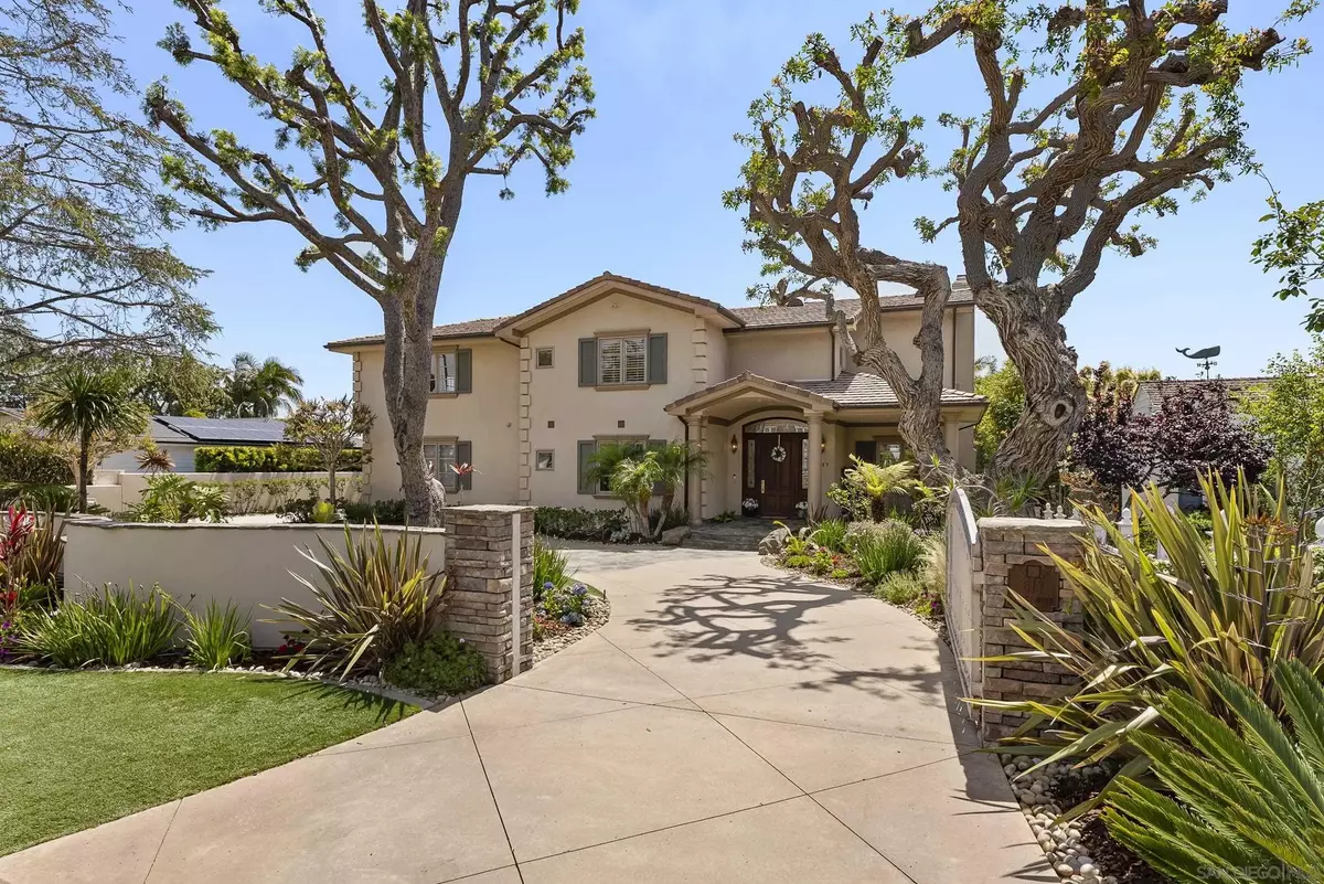 San Diego, CA 92106,617 Gage Drive