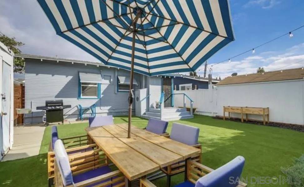 San Diego, CA 92116,4522 Texas St