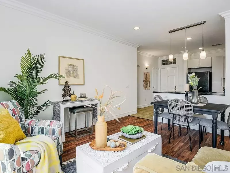 525 11th Ave #1405, San Diego, CA 92101