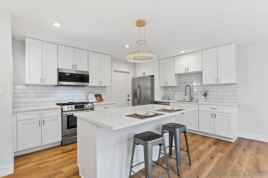 3961 Mount Aladin Ave, San Diego, CA 92111