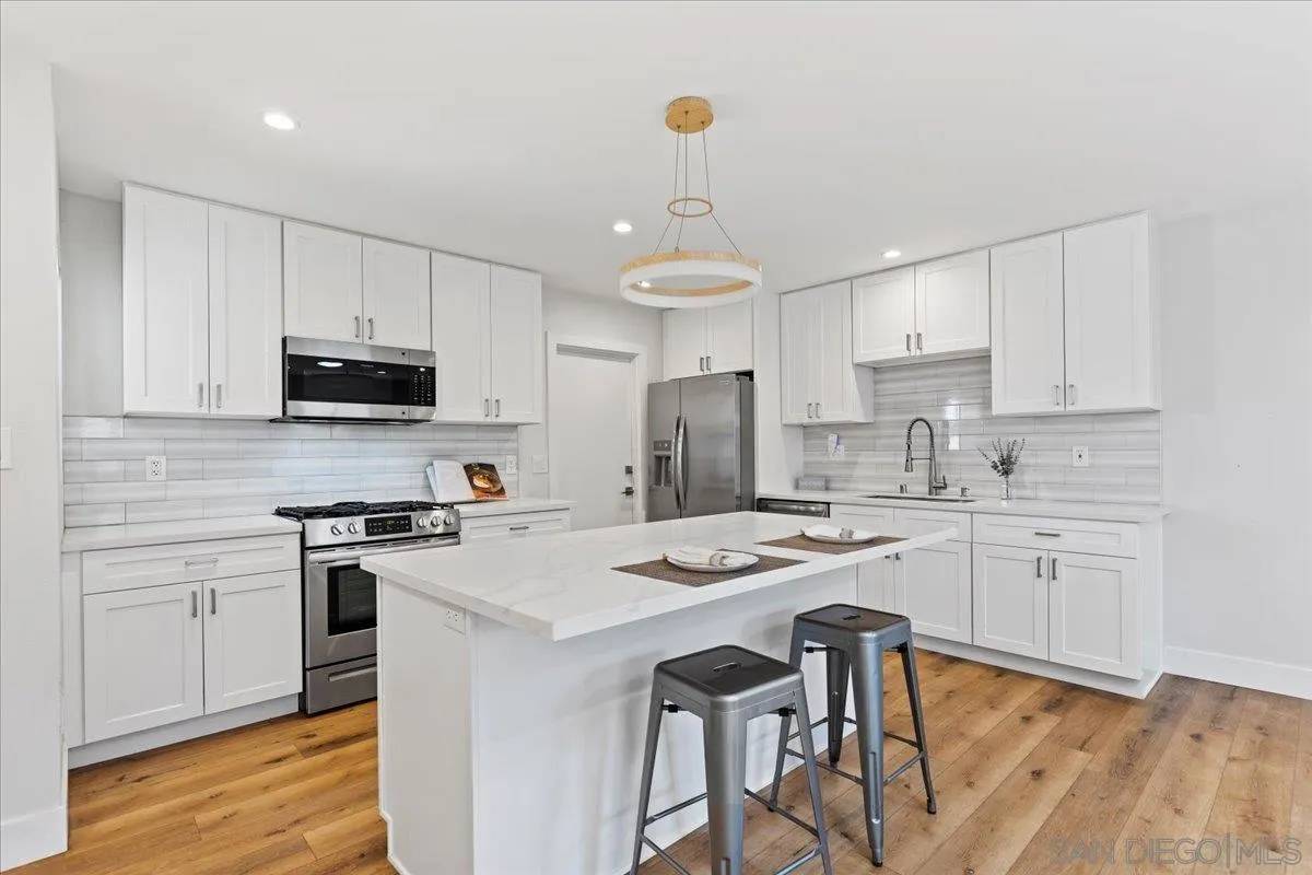 3961 Mount Aladin Ave, San Diego, CA 92111