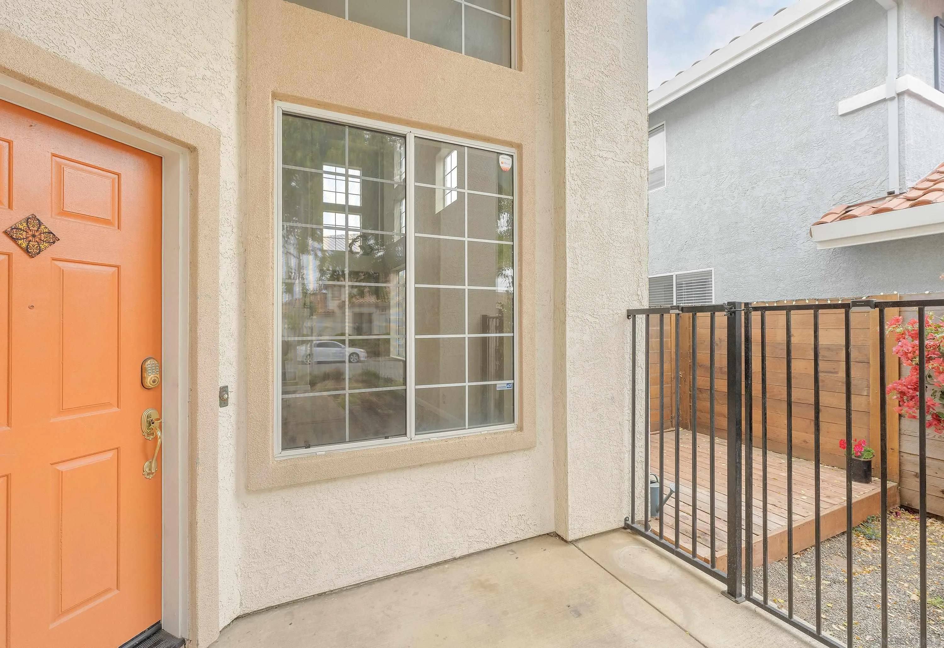 Salinas, CA 93906,1910 Burgundy Way