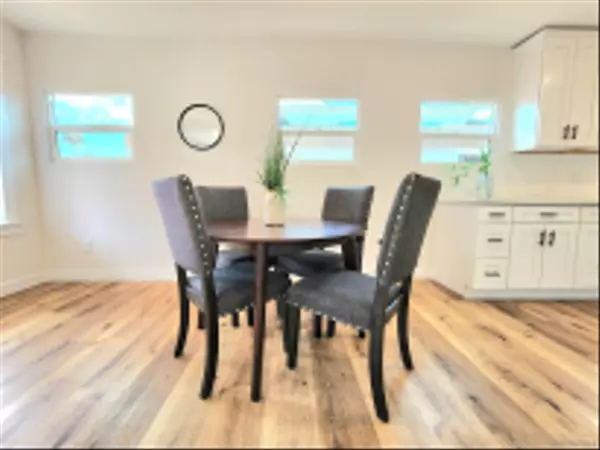 San Diego, CA 92105,3842 46th St
