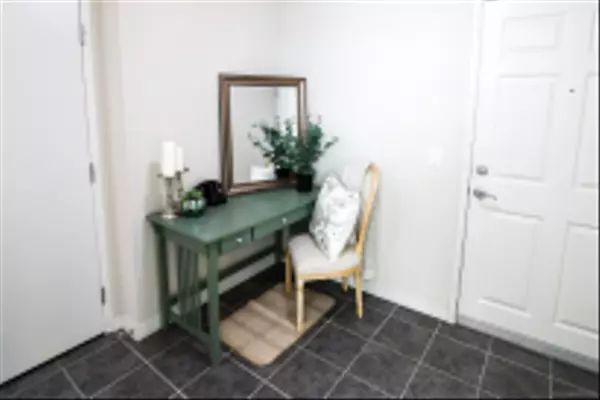 San Diego, CA 92101,427 9th Avenue #501
