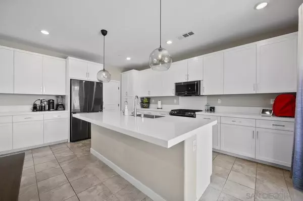 Escondido, CA 92026,2011 Copernicus  Ct