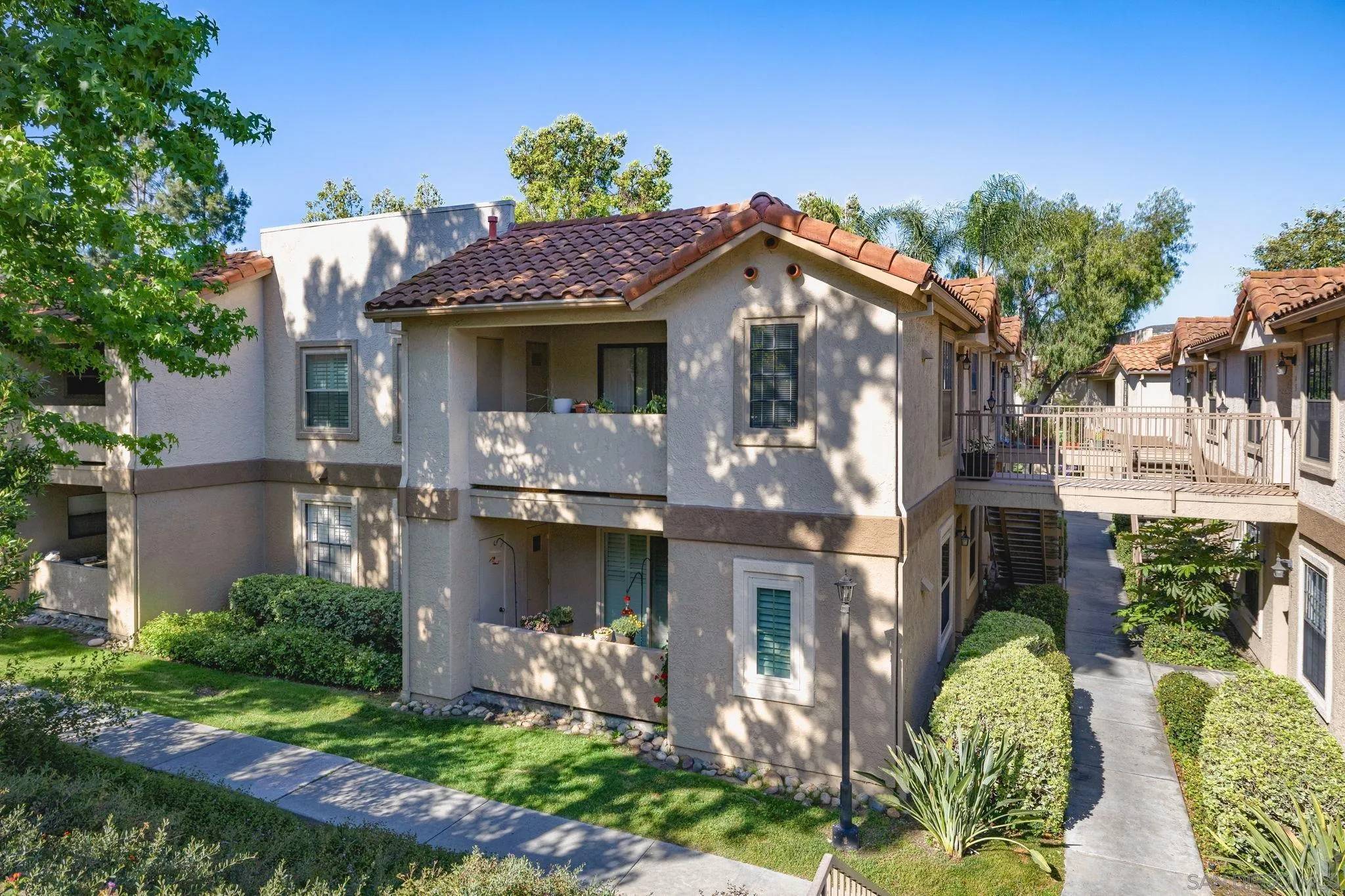 10309 Azuaga St #37, San Diego, CA 92129