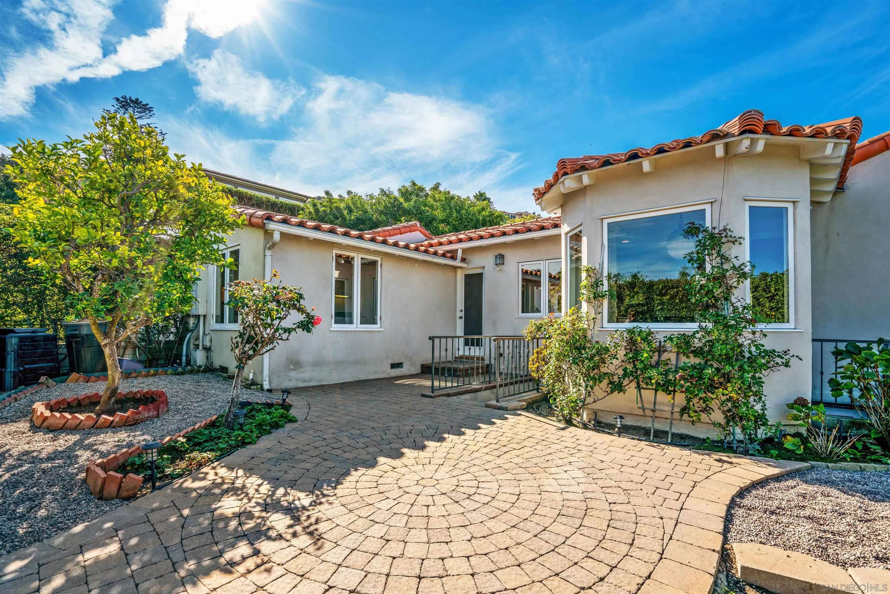 La Jolla, CA 92037,1865 Soledad Ave