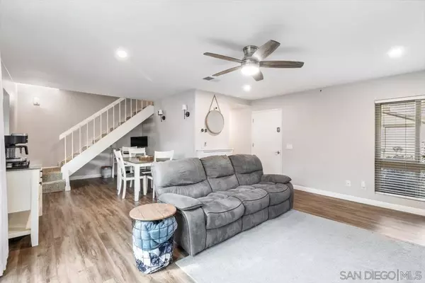 Escondido, CA 92026,220 Eveningside Gln