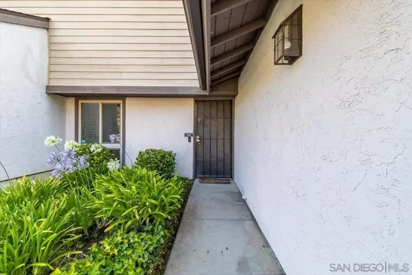 Escondido, CA 92026,220 Eveningside Gln