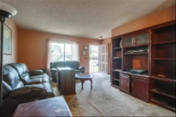 San Diego, CA 92126,8816 Pagoda Way