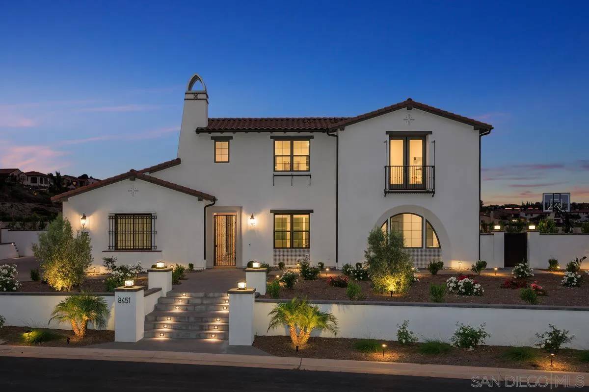 San Diego, CA 92127,8451 Hidden Cove Way