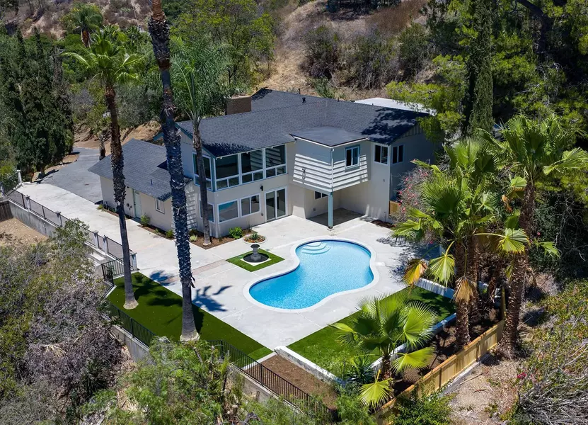 11251 Gem Hill Ln, Lakeside, CA 92040