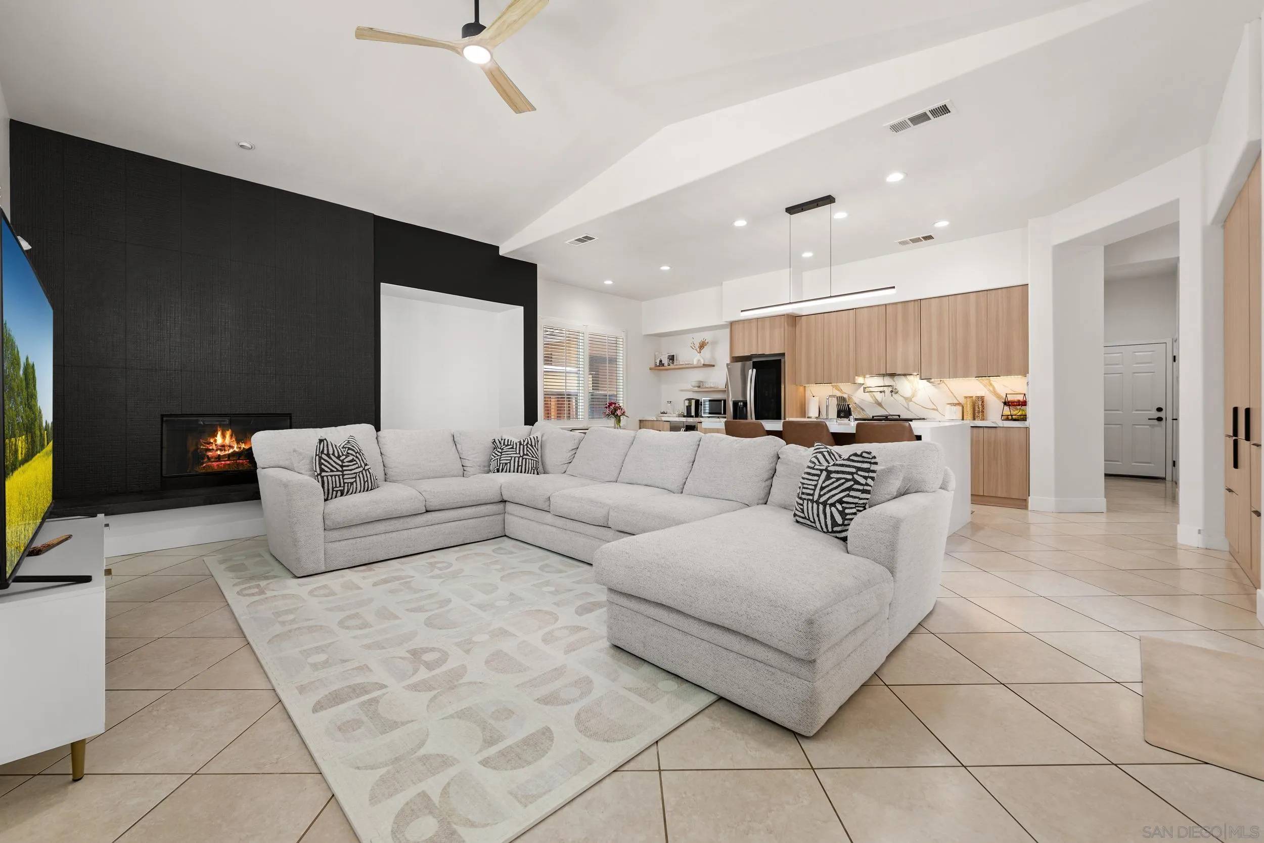 Temecula, CA 92592,33950 Summit View Pl