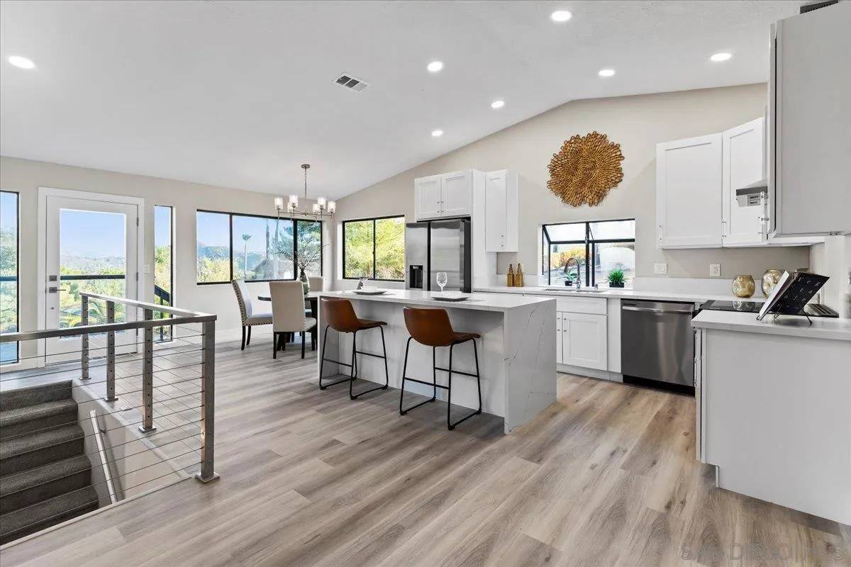16310 Oak Springs Dr, Ramona, CA 92065