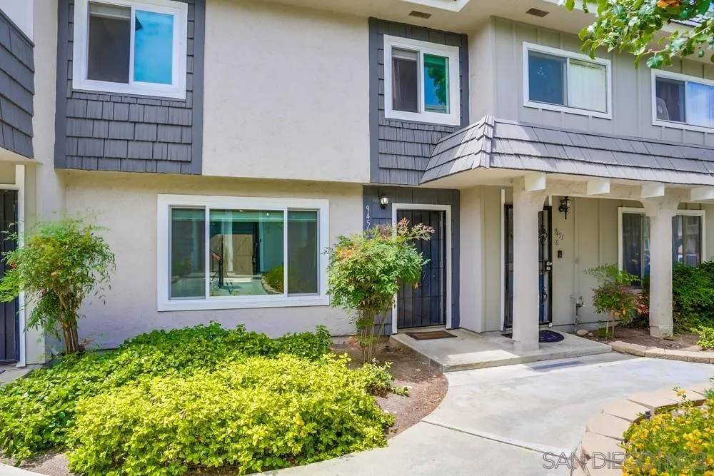 Santee, CA 92071,9451 Carolton Oaks Dr, Unit F #F