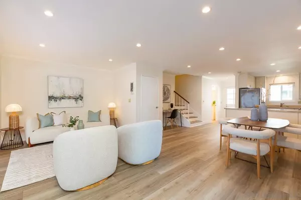 236 B, Coronado, CA 92118