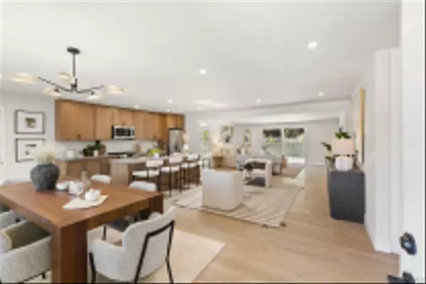 San Diego, CA 92114,477 Meadowbrook Dr