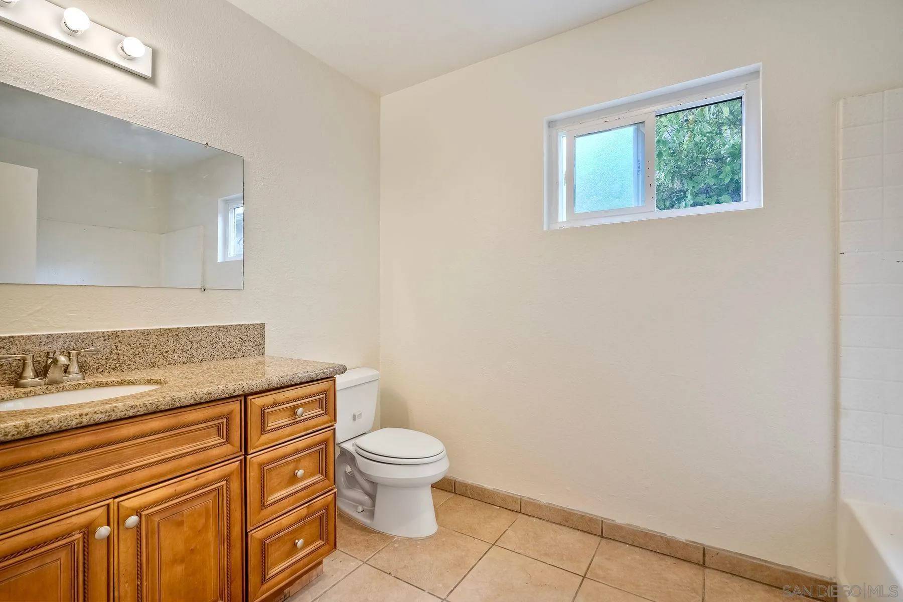 Escondido, CA 92026,1264 Sundown Gln