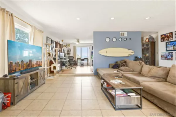 San Diego, CA 92102,3389-91 C Street
