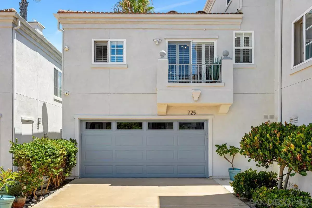 Oceanside, CA 92054,725 N Cleveland St