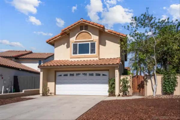 El Cajon, CA 92019,2492 Royal Saint James Dr