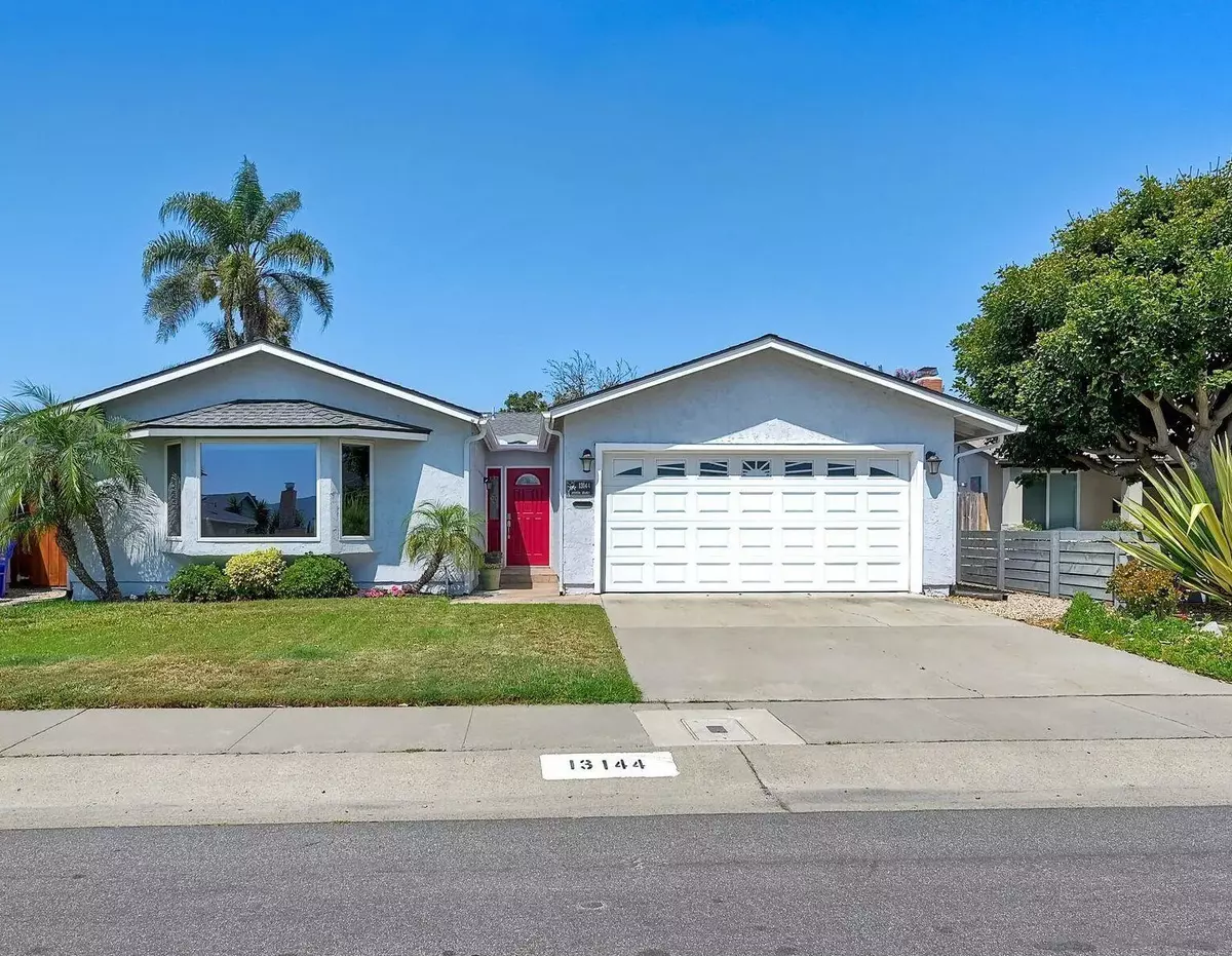 San Diego, CA 92129,13144 Avenida Grande