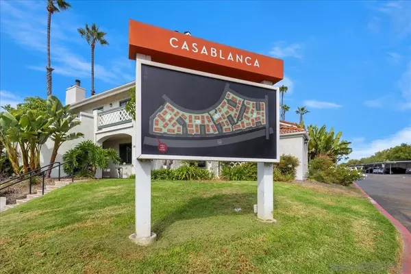 San Diego, CA 92129,9342 Twin Trails Drive #303