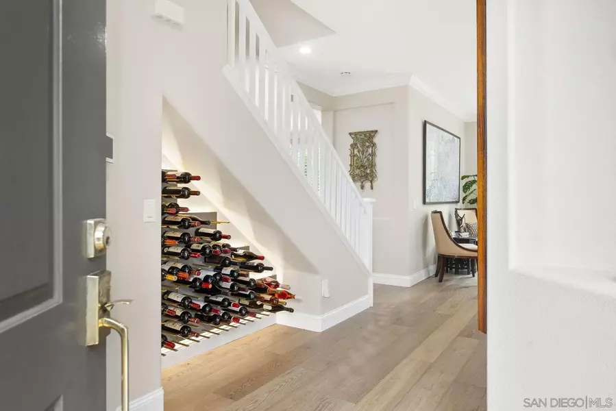 6467 Alexandri Cir, Carlsbad, CA 92011