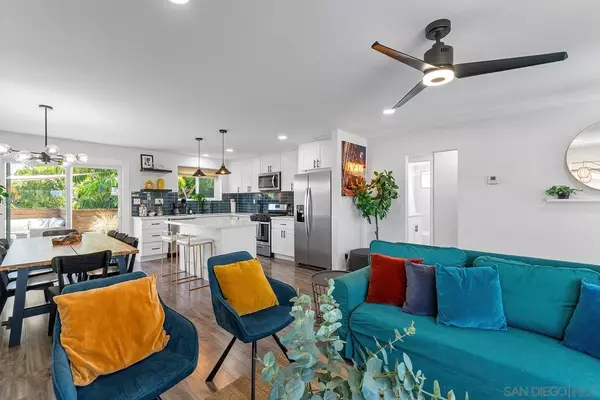 San Diego, CA 92103,3109 Hawk Street