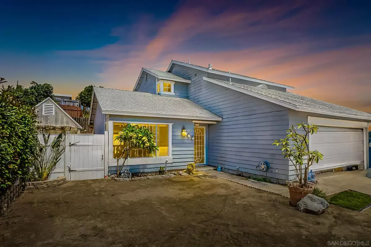Santee, CA 92071,10129 E Glendon Cir