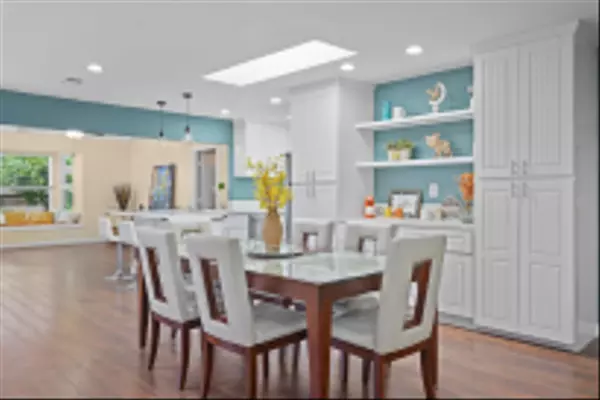 9155-57 Gold Coast Dr, San Diego, CA 92126