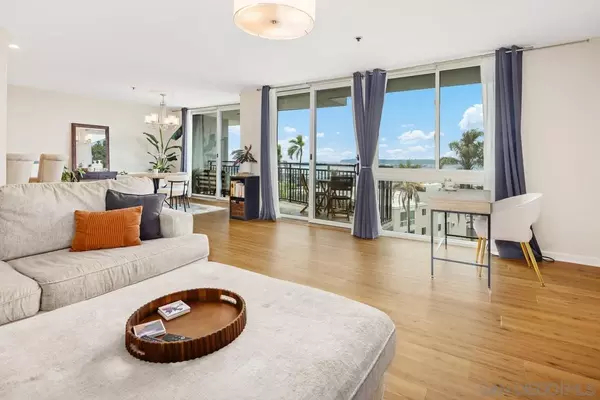 San Diego, CA 92101,2414 Front St #31