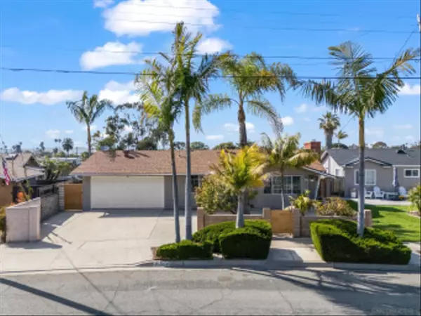 San Diego, CA 92117,4182 Seri Street