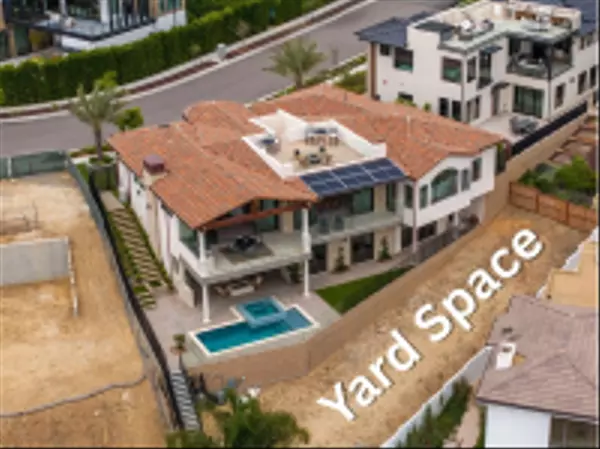 San Diego, CA 92109,5114 Gordon Lane