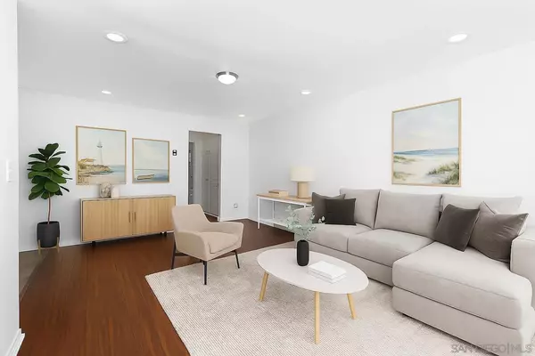 San Diego, CA 92109,4750 Noyes St #110