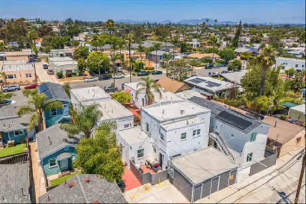 San Diego, CA 92104,2949-57 Kalmia